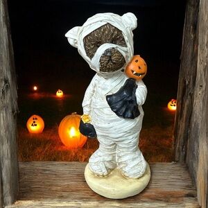 Halloween Mummy Bear Statuary NWT